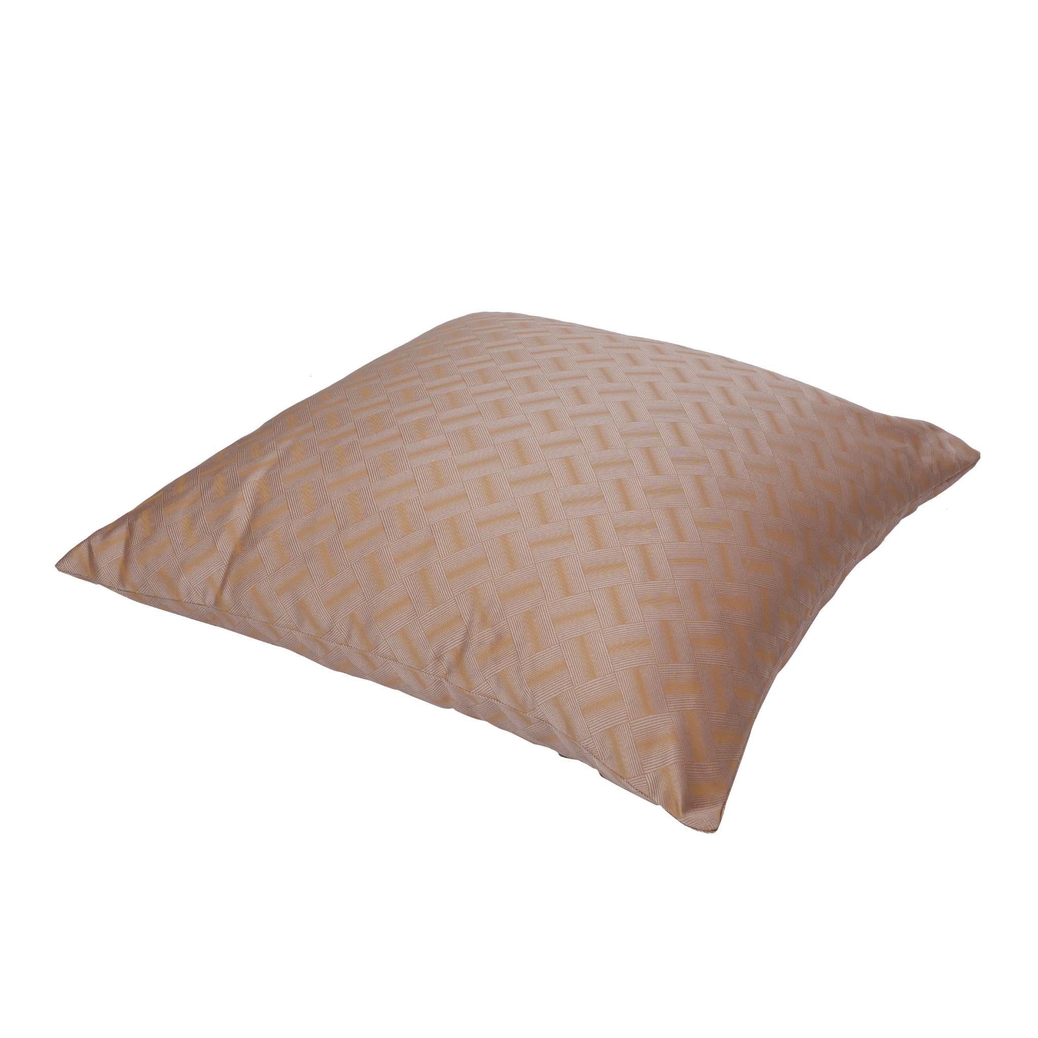 CUSHION DIAMANTE PINK
