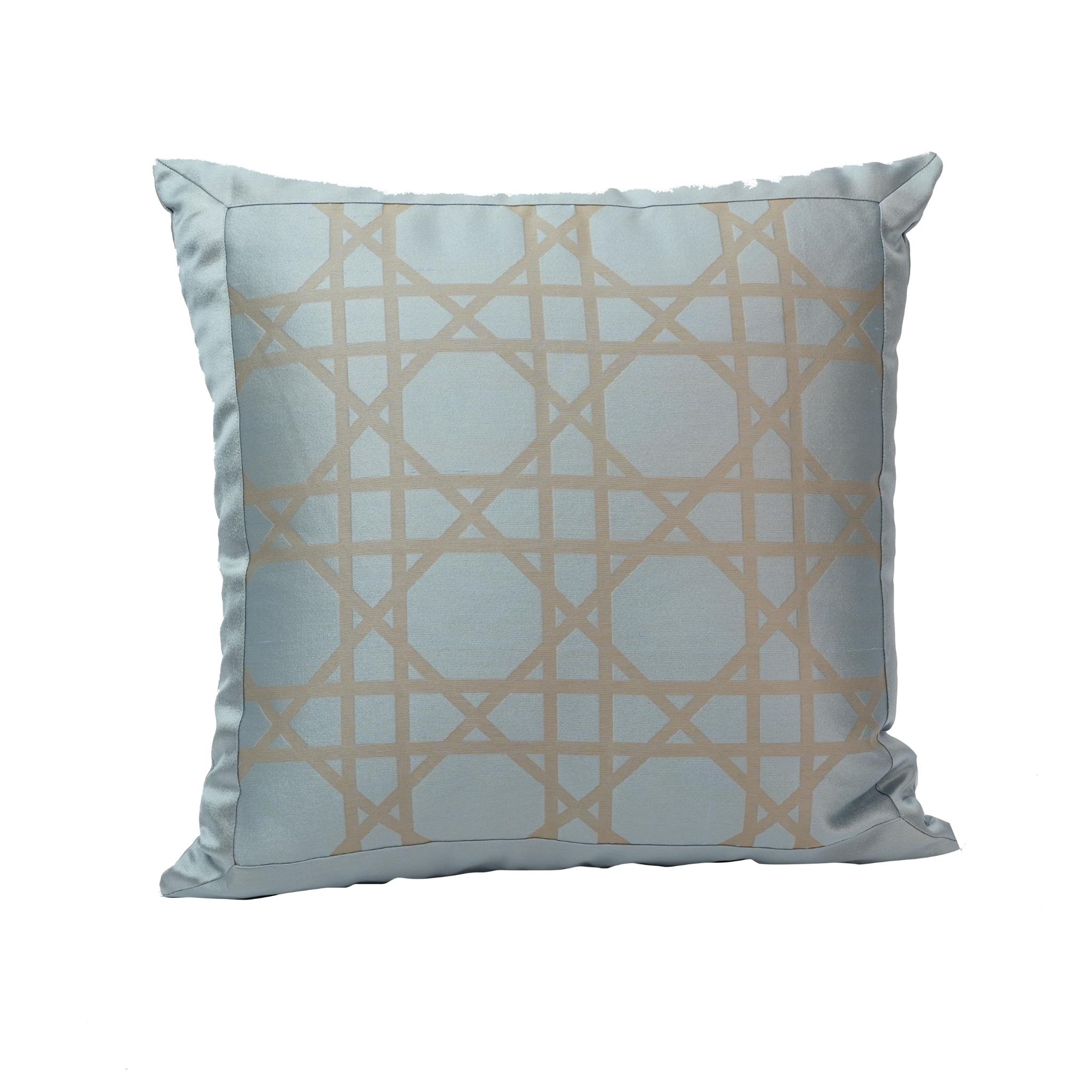 CUSHION VIENNA LIGHT BLUE