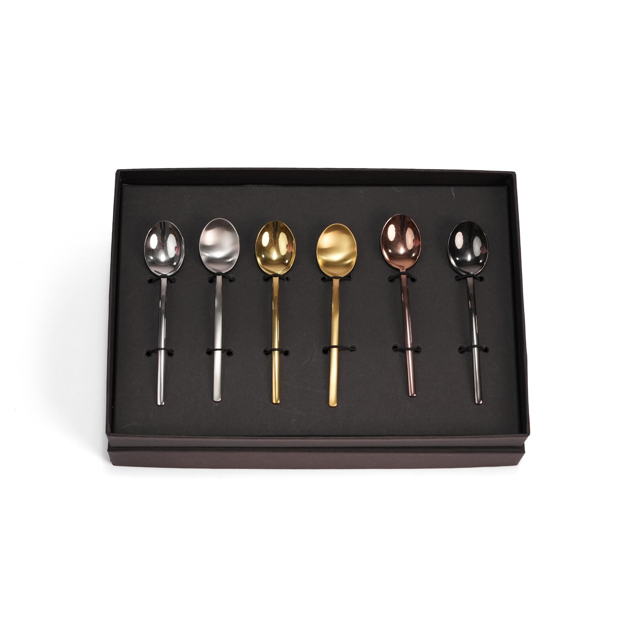 ASSORTED COLOURS SETS / TEASPOONS DUE  6 PCS
