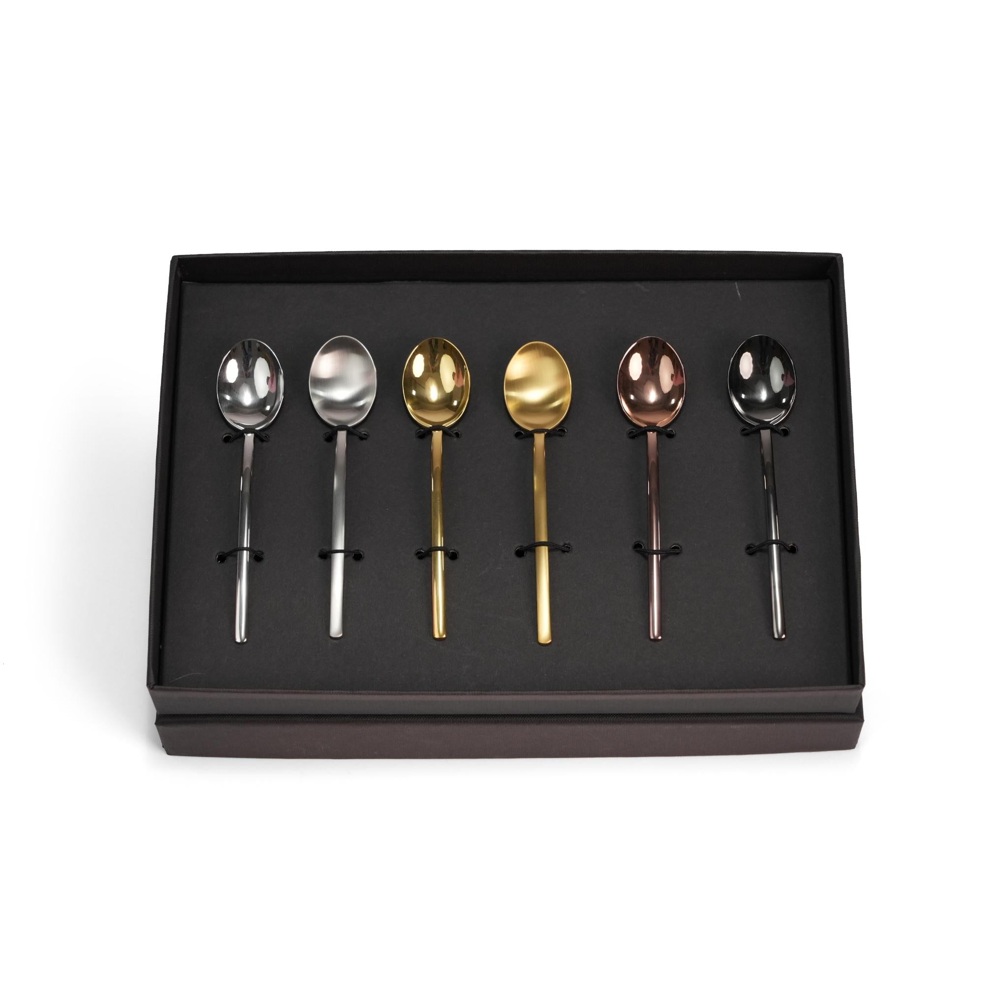 ASSORTED COLOURS SETS / TEASPOONS DUE  6 PCS