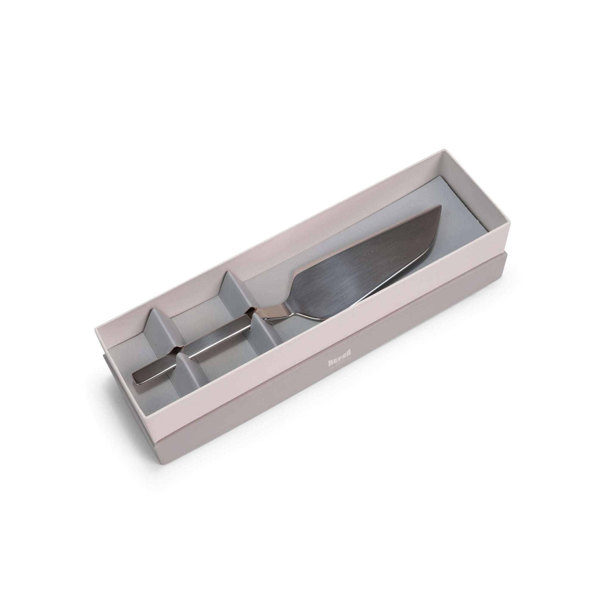 1 CAKE SERVER