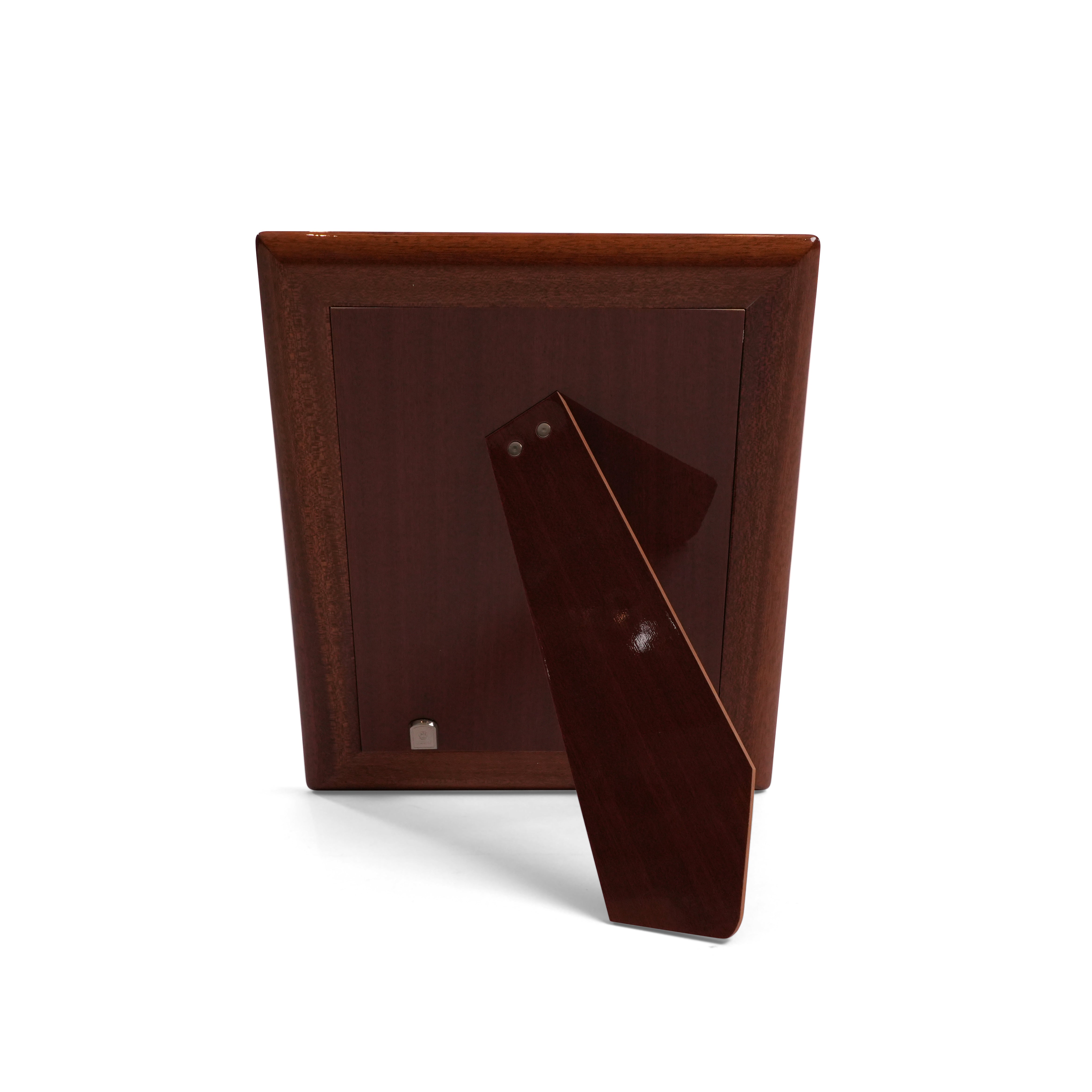 RECTANGULAR PHOTO FRAME WITH CENTRAL EDGING