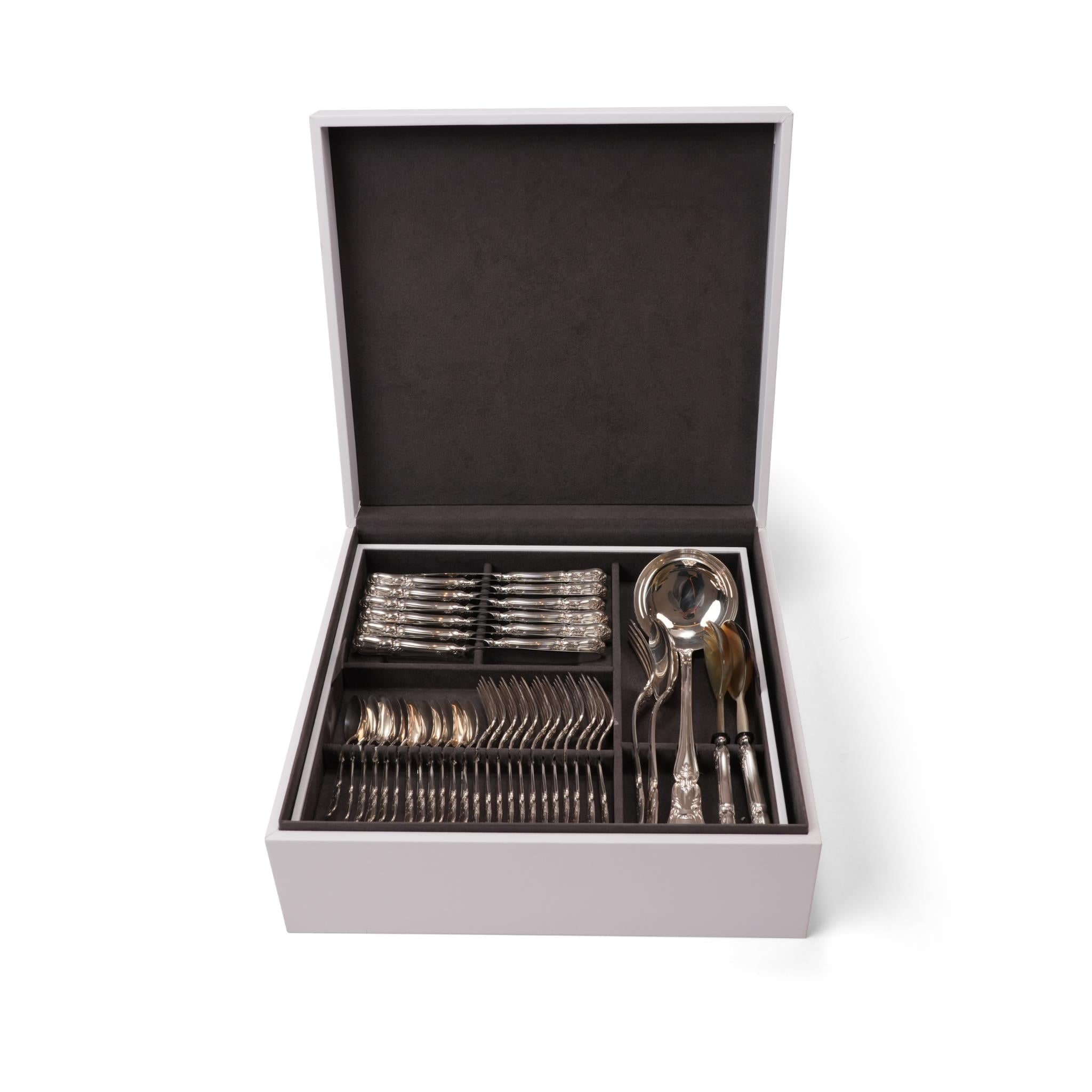 BAROCCO  LEATHER WOODEN BOX SILVER CUTTLERY SET  FOR  89 PIECES